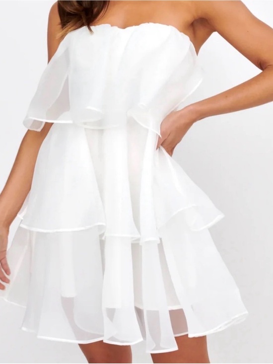 Abercrombie & Fitch Dresses & Skirts - Abercrombie Strapless White Layered Ruffle Mini Dress NWT
